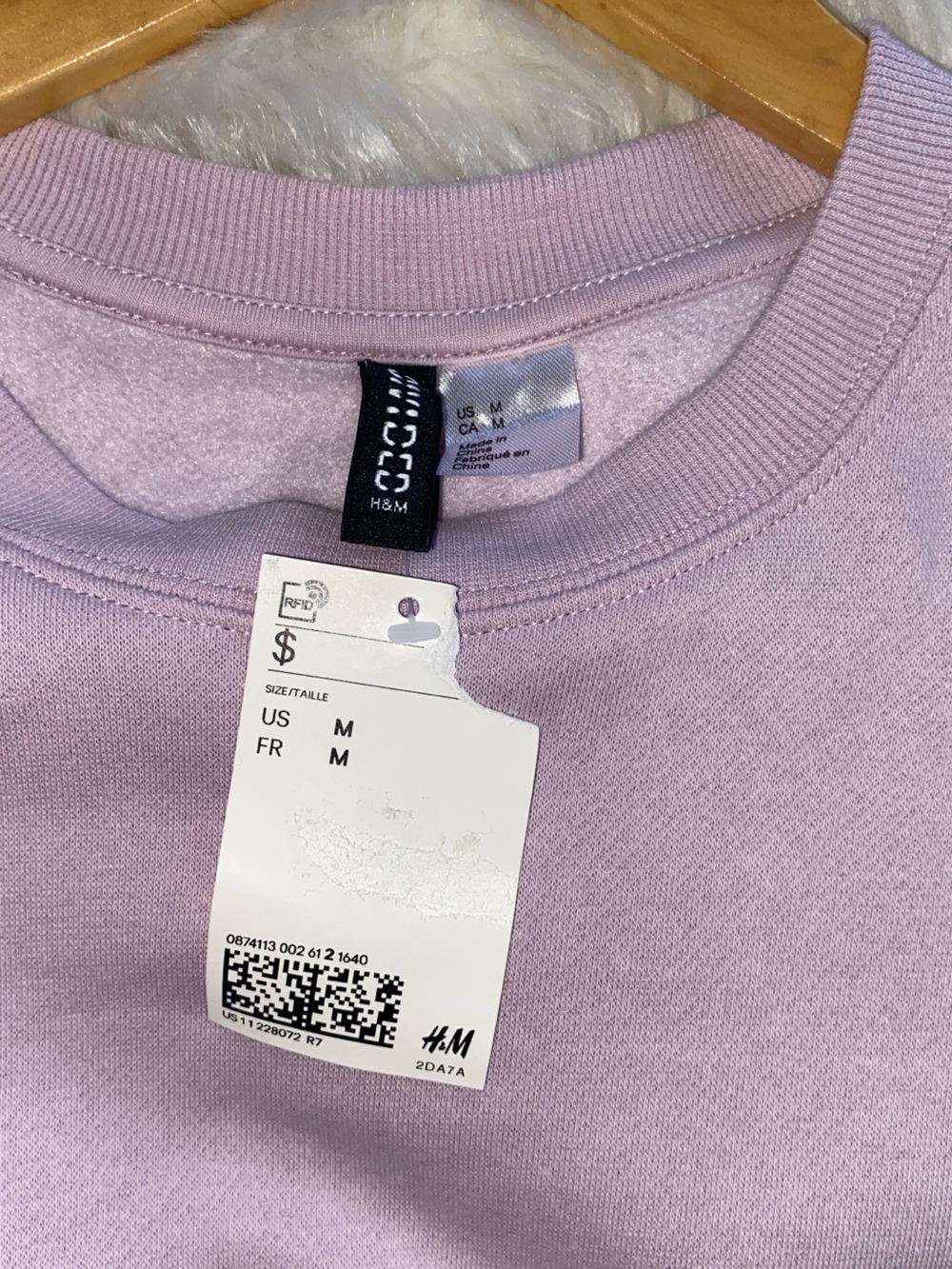 H&M Lavender and White Colorblock Crewneck Sweatshirt - Picture 5 of 6